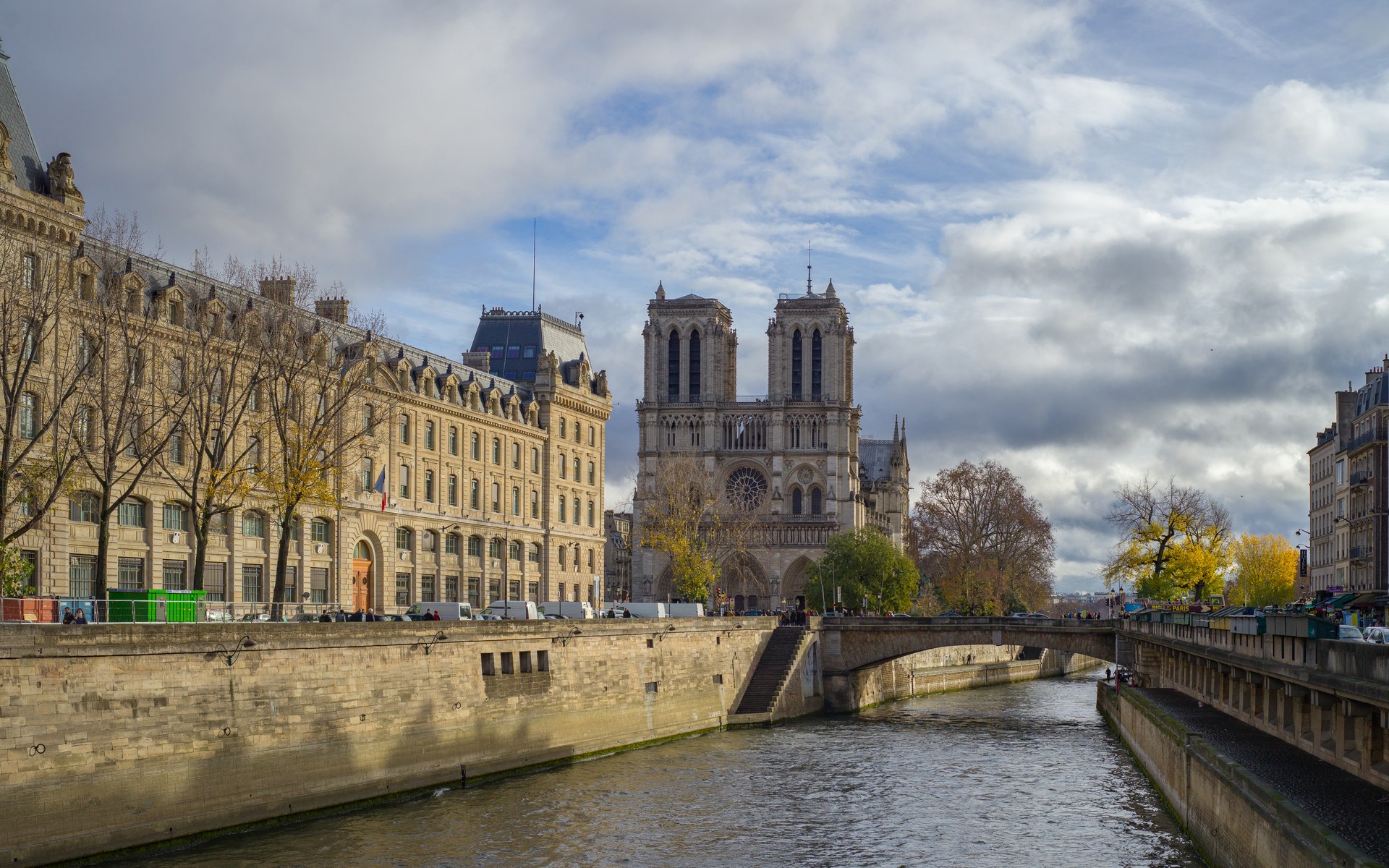 Notre-Dame de Paris and the Île de la Cité from above